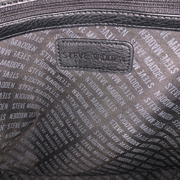 Back Pack - Picture 3 of 5